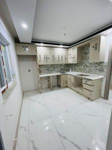 Ayanoğlu Mahallesi 'nde Sıfır 1.kat Lüks 120 M² Ayrı Mutfaklı Daire