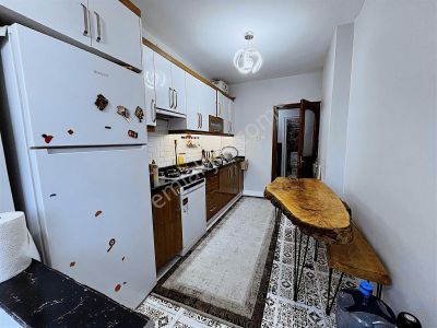 Sultanbeyli Merkezde Metro Karşısında Satılık 2+1 Daire