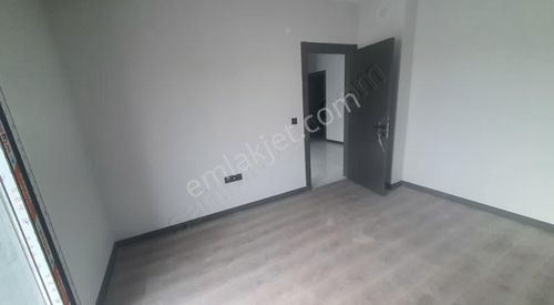 İşyeri-Apartman Dairesi