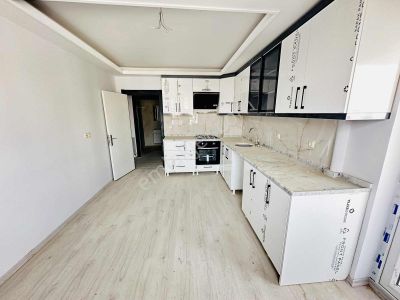 Sarsılmaz'dan Merkezi Konumda 3+1 130 M2 Önü Açık Fırsat Daire