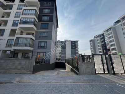 Esenler Mahallesinde Oturuma Hazır Lüks Ve Ekstralı Sıfır Daire