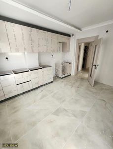 Karapürçek Merkez Konum 3kat 0 3+1 Yapılı 130 Mt