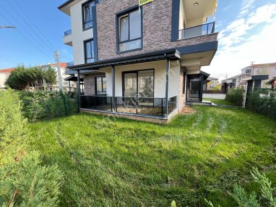 Kabakoz'da Şık Ve Modern Müstakil 3+1 Tripleks