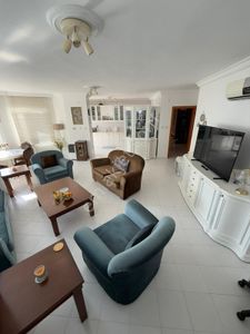 Muteşem Konum!!! Mersin Bozyazı'da Denize Sıfır 3+1 Eşyasız Önünde Arsası İle Beraber Satılık