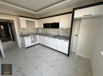 Şems'ten Karamanyolu Yakını 3+1 Daire