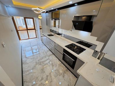 M.çakmak Mh Lise Caddesinde 3+1 Ful Yapılı Bağımsız Geniş Daire