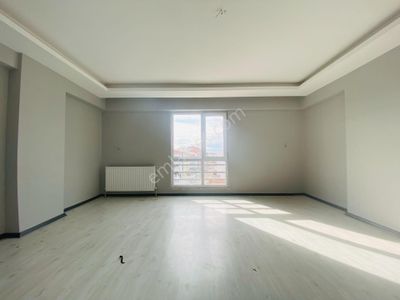 Güven'den Kapaklı'da İskanlı ,kombili Ara Kat Ön Cephe 2+1 Daire