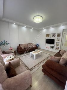 Nuray Gayrimenkulden Kûba Camii Yakınında Satılık 2+1 Daire