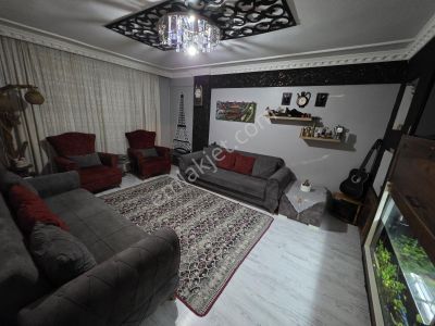Mimar Emlak'tan Mehmet Akifte Satılık 15m² Hisseli 2+1 1.kat