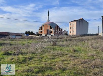 Adnan Menderes Mahallesinde Satılık 220 M2 İmarlı-ifrazlı Arsa