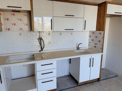 Merkezde Doğalgazlı İskanlı Asansörlü Daire