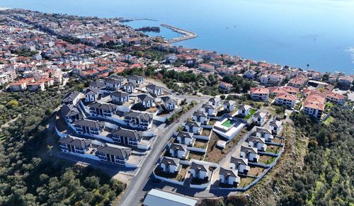 Yiğit'ten Küçükkuyu'da 2+1 Denize 300 Metre Lüks Daire