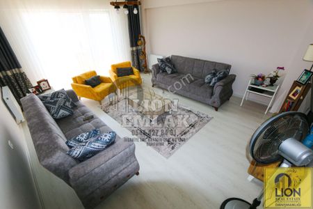 🟨⬛lıon Emlak'tan Merkezi Konumlu,balkonlu, Geniş 2+1 Satılık Daire⬛🟨