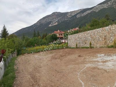 Tuna Petrol Üstü 500 M2 Villalık Parsel