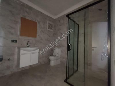 Sancak Emlaktan Gomecte 2+1 Kapali Mutfak Sifir Daire