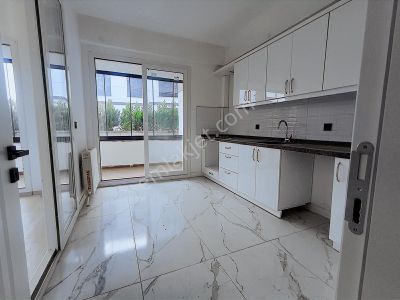 Sancak Emlaktan Gomecte 1+1 Kapali Mutfak Daire