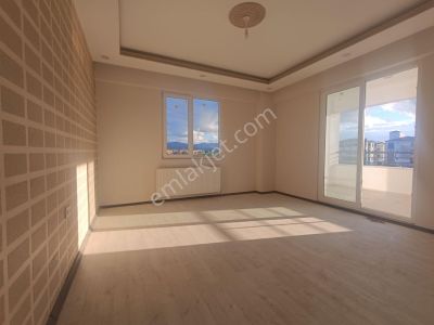 Sancak Emlak"tan Mithatpasa Da 2+1