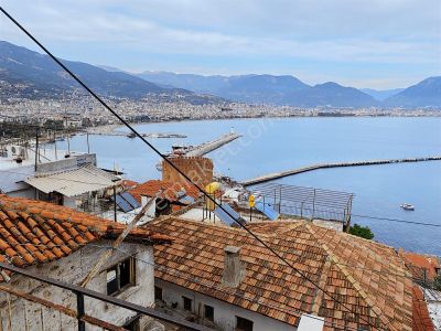 Alanya Kalesinde Full Deniz Manzaralı Taş Ev