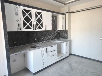 Alakova'da Yatırım Değeri Yüksek, Yeni Yapı – Ana Caddeye Çok Yakın 3+1 Daire