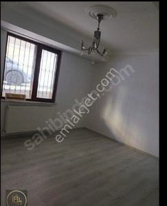 F-l Emlaktan Esatpaşada Yeni Binada 90m2 2+1