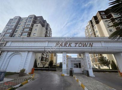 Viaport Karşısı Park Town Özel Yapılı Çamaşır Odalı Çok Şık 3+1