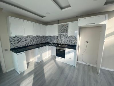 3ev Emlak'tan Toros Mh. 3+1 İçi Full Yapılı Ara Kat, Temiz Daire