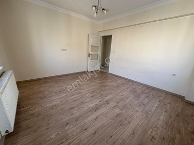 Karataş Merkezde Site İçü Uygun Fiyat