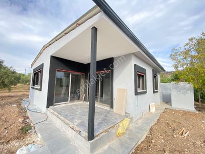 Kavakderede 250 Mt Arsa İçersinde Tek Müstakil Bahçeli Satılık 2+1 Ev