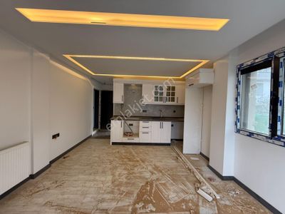 Seferihisar Camikebir – Gözsüzler Bölgesinde 1+1 Bahçe Kullanımlı Sıfır Satılık Daire