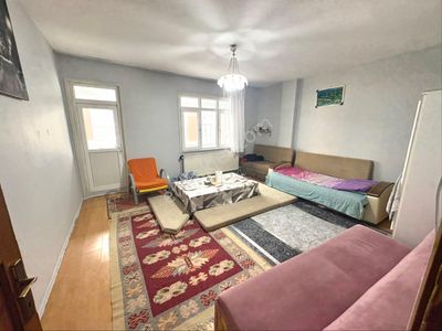 Emir Emlak’dan 2+1 Tek Daire Üzeri 5 Katlı Binada 28 M Hisseli Daire Yatırıma Uygun