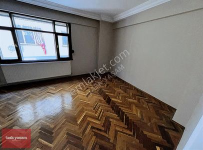 Valikonağına 2 Dk 2+1 Ferah Kullanışlı Daire