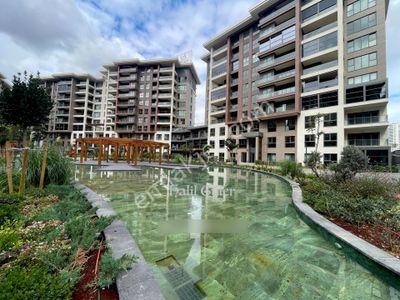 Ümraniye Yamanevler Limonlu Bahçe Konakları En Geniş 2+1 Satılık