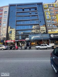 Atatürk Caddesi Üzerinde Plazada 1+1 Kiralık Büro &ofis