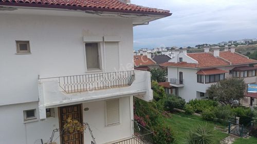 Alaçatı Gayrimenkulden Dalyan Cumhuriyet Mh.de Site İçinde Villa