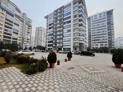 Şefikcan'da Site İçi Modern 4+1 Net 155m² Kullanıma Hazır Daire