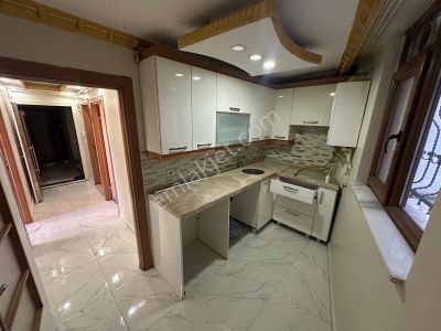 Şeref Emlak Eyüp Düğmeciler Mah.satılık Daire 3.050.000 Tl