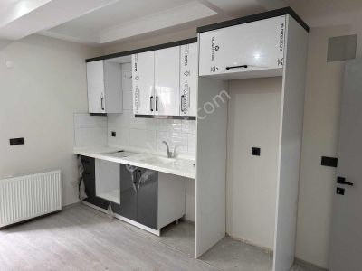 Konum Güzel Geniş Çift Cephe 1+1 Sıfır Daire