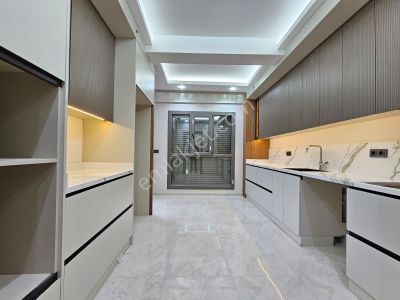 Denizli Şemikler De 3+1 Ebeveyn Banyolu Giyinme Odalı Panjurlu Satılık Ultra Lüks Daireler