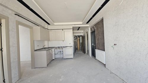 Ulaş Emlaktan 2+1 Amerikan Mutfaklı Sıfır Daireler