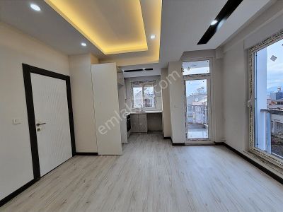 Esentepe'de Asansörlü Şehir Hastanesine 3km Sıfır 2+1 Daire