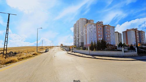 Yapracık Da 2,30 Emsalli Net 1buçuk Daire Getirili Satılık Arsa