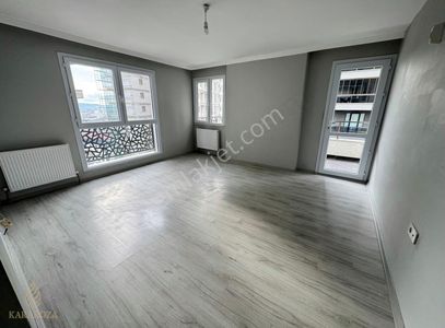 Çekmeköy Orman Evim Sitesinde Kiralık 3+1 Ara Kat Daire