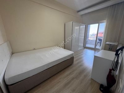 Truva// Onur Gündüzcü'den Deniz Manzaralı Geniş Eşylı 1+1