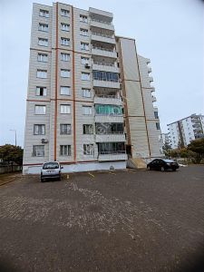 Hızlı 21 Gayrimenkulden Millet Bahçesi Karşısı 3+1 Satılık Daire