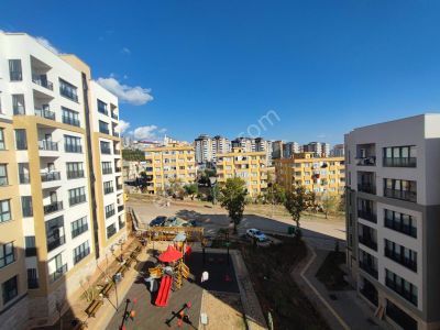 Coldwellbanker'den Binevler Tokide Site İçerisinde Kiralık 3+1