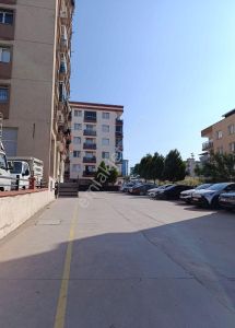 Buca'da Mustafa Kemal Mahalesinde Satılık 3+1 Daire