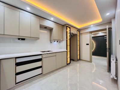 🏡peker Mahallesi 🏡 ✅3+1 135 M2 5 Katlınım 2 Katı ❇️kombi Petekli Full Özelikli