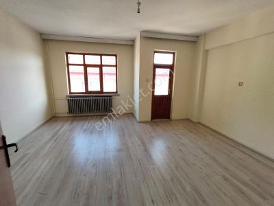 Akyazı Örencik Sitesinde Satılık 3+1 Daire