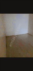 K Terminale Giderken 2 Katlının 1 Katı Çarşıya Yürüme Mesafe