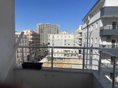 Deniz Gross Uçar Bitişiği Satılık 2+1 Daire Liman'da